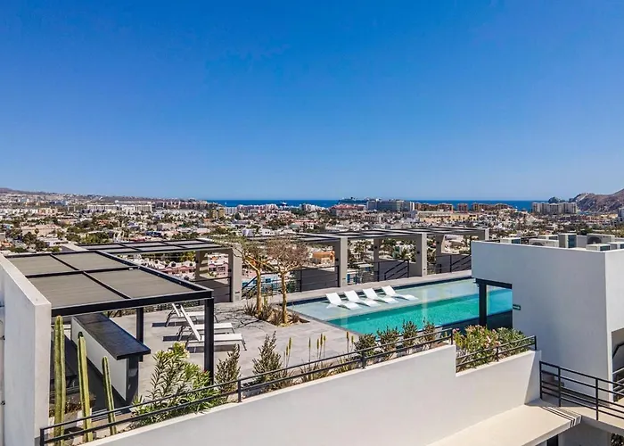 Cabo Penthouse Rooftop Pool Walk To Marina Holiday home